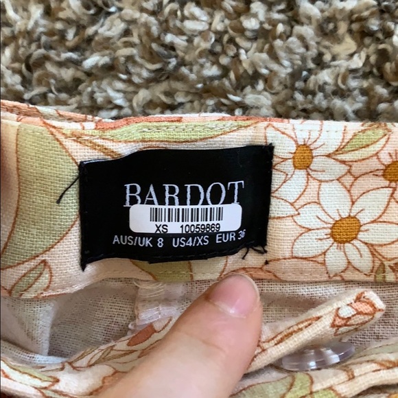 Bardot Floral Linen pang - Picture 6 of 6